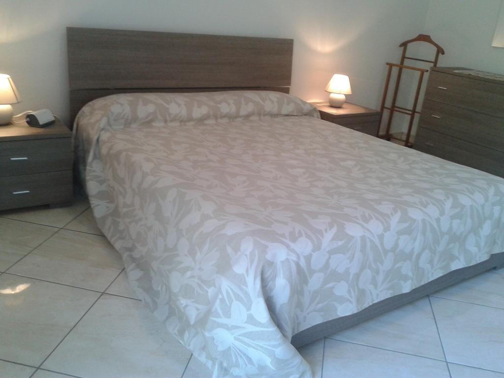 הוילה סן סירו Casa Azalea חדר תמונה