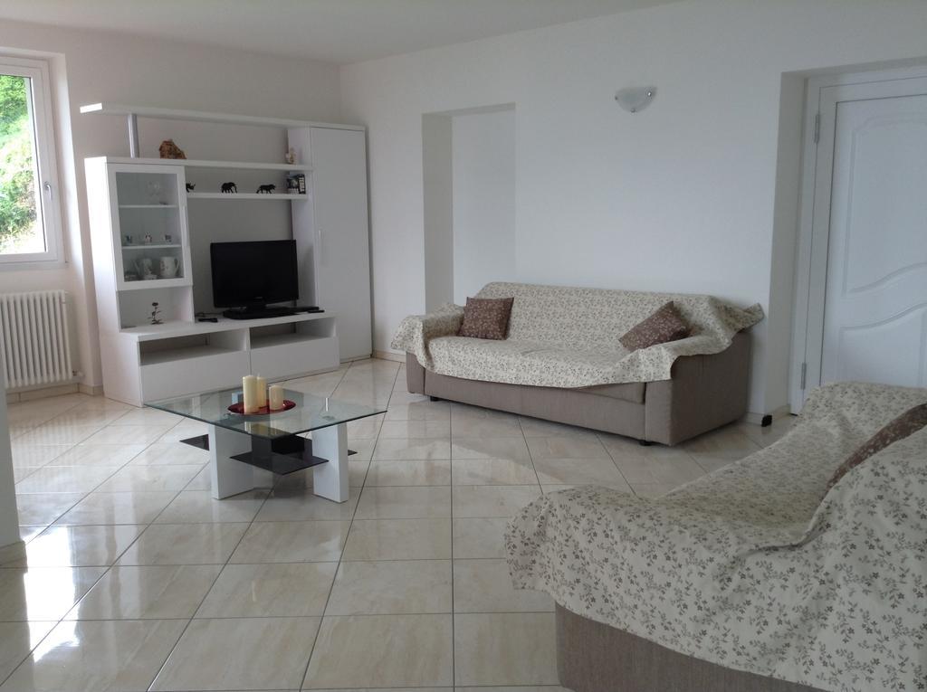 הוילה סן סירו Casa Azalea חדר תמונה